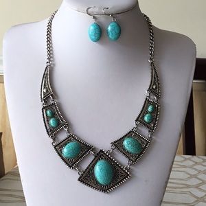 Turquoise stone antique look silver tone set